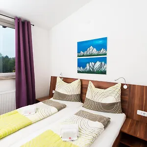 https://apartments-villa-luna.vienna-besthotels.com